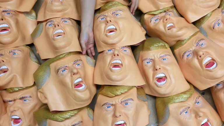 Des célébrités aux apparences profondes ont diffusé une vaste escroquerie à l'encontre de Trump sur Facebook et YouTube