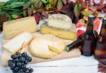 Menace de Trump : les producteurs français de vin et de fromage redoutent une hausse des tarifs douaniers américains Produits français menacés par les taxes américaines