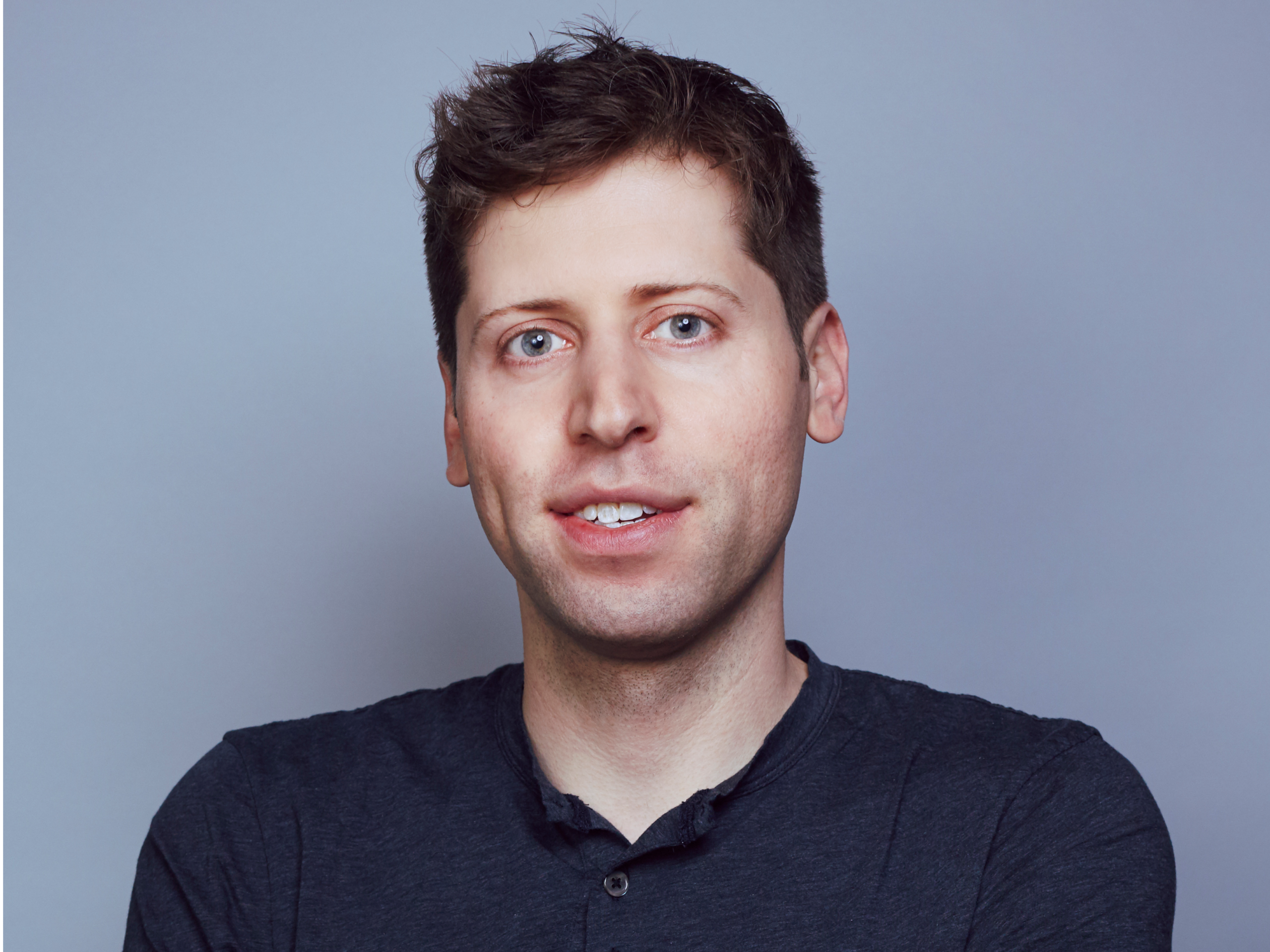 Comment Sam Altman gère-t-il les engagements financiers massifs d’OpenAI sans risques personnels ?